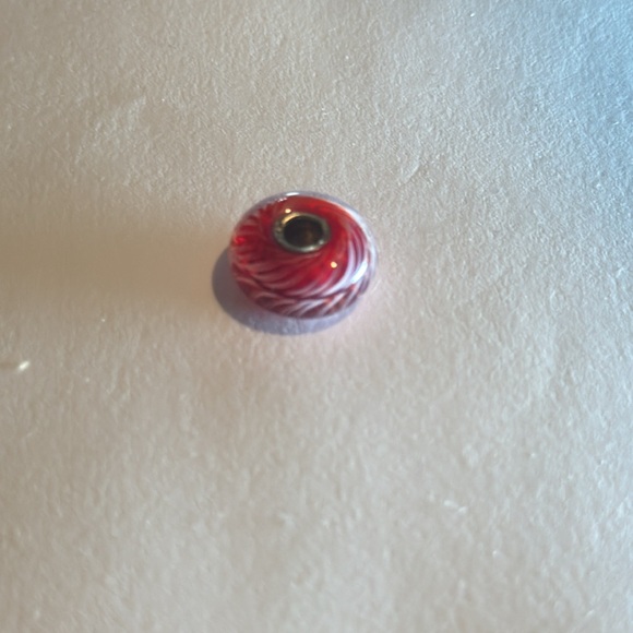 Trollbeads Red Feather Glass Bead - Picture 5 of 7